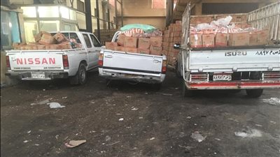 ضبط أطنان من الزيت والسكر المدعم  قبل بيعها في السوق السوداء بالإسماعيلية  (صور) 