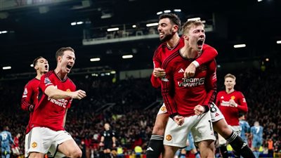 الدوري الانجليزي، مانشستر يونايتد يقلب تأخره إلى فوز ثمين على أستون فيلا (فيديو)