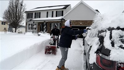  إلغاء عشرات الرحلات الجوية في أمريكا بسبب عاصفة ثلجية