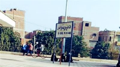 غلق مزلقان سكة حديد بالمنيا لمدة 24 ساعة