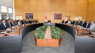 وزير الإسكان يتابع موقف تنفيذ شقق سكن لكل المصريين منخفضى ومتوسطى الدخل