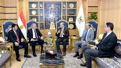 وفد سفارة دولة العراق في رحاب جامعة المنصورة