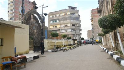 الغربية تتزين لاستقبال عيد الميلاد المجيد في الشوارع والميادين ومحيط الكنائس