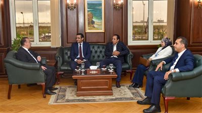 محافظ الإسكندرية يلتقي وفدًا من مجلس نقابة الصحفيين