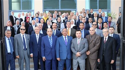 قضايا الدولة تسلم شهادات إتمام البرنامج التدريبي لأعضائها (صور)