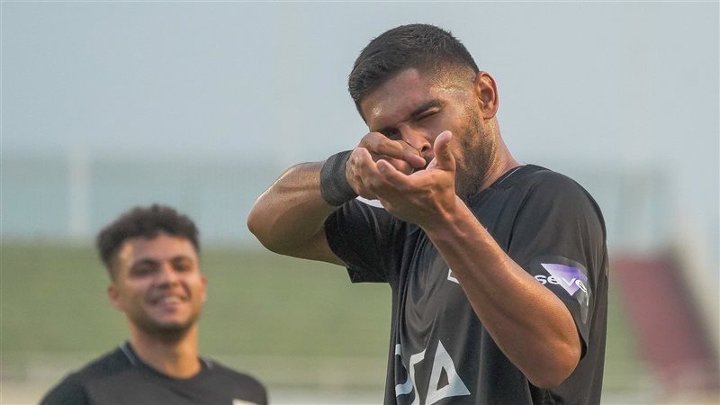 شادي حسين لاعب زد