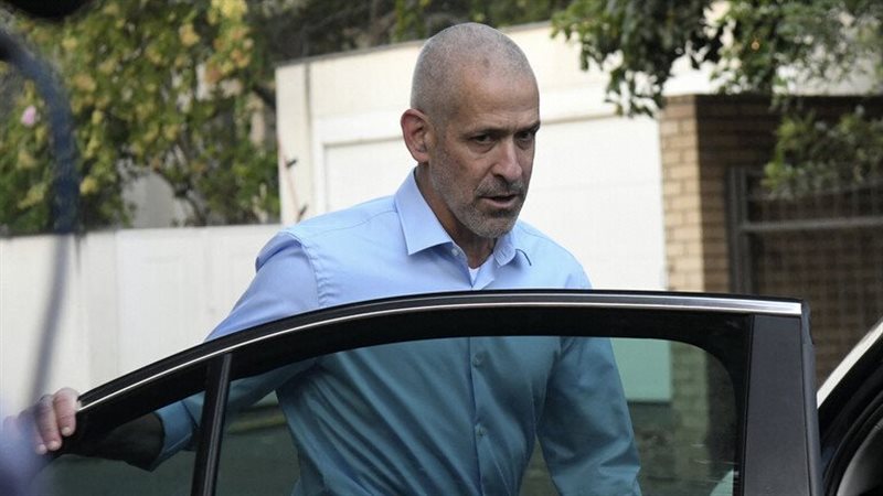 عامي أيالون، فيتو