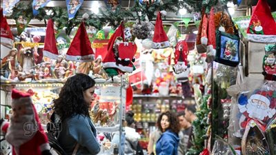 شاهد أجواء احتفالات الكريسماس بشوارع القاهرة