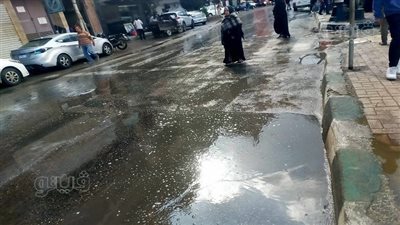 بعد سقوط أمطار غزيرة، تحذير هام لقائدي السيارات بالشرقية (فيديو وصور)