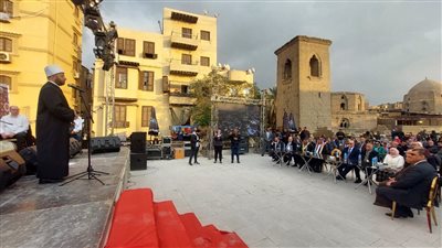 محافظ القاهرة يفتتح شارع الأشراف بحي الخليفة بعد تطويره (صور) 