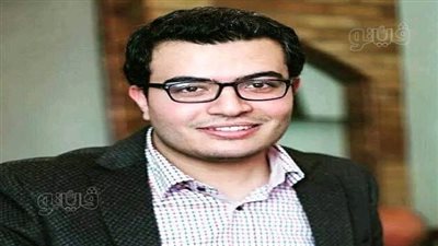 أهالي الشرقية ينعون صيدليا توفي بأزمة قلبية خلال عمله (صور)