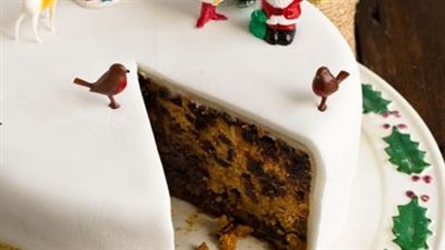 احتفالات ليلة رأس السنة 2024، طريقة عمل كيكة الكريسماس باحترافية