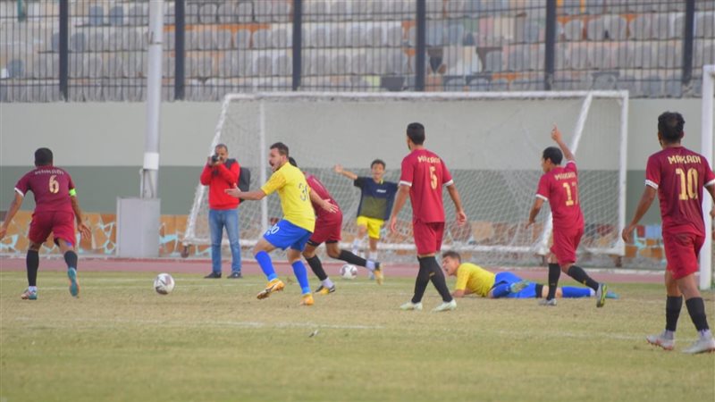 دوري المحترفين،فيتو