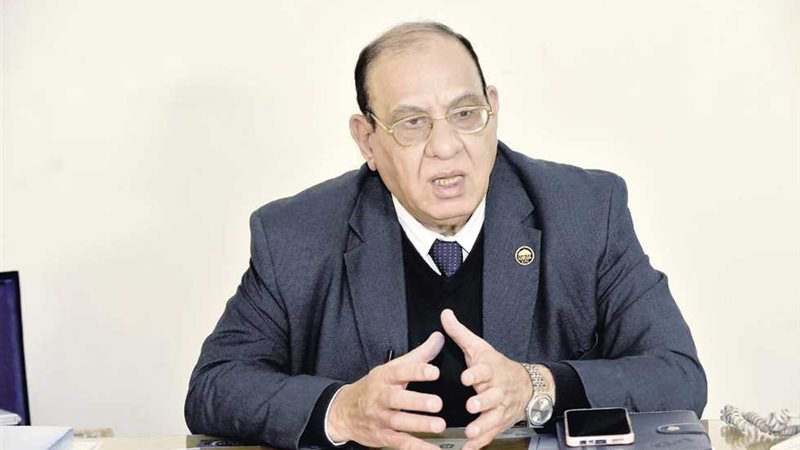 الدكتور طلعت عبدالقوي،