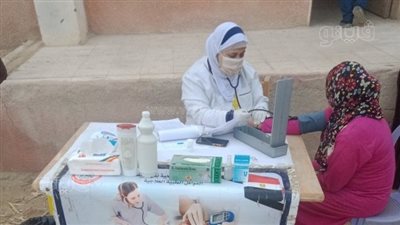 كشف وعلاج بالمجان لـ1125 حالة في قافلة طبية مجانية ببني سويف