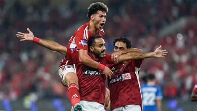 انتهى العرس وبقي الدرس، خطآن لـ شوبير وإمام عاشور يدقان ناقوس الخطر في الأهلي (فيديو) 