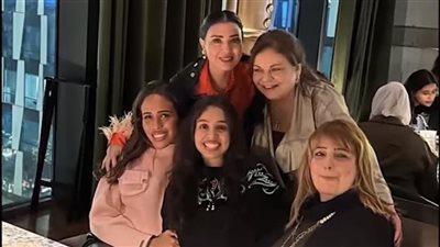 ماجدة زكي تحتفل بعيد ميلادها وظهور خاص لابنتها (فيديو وصور)