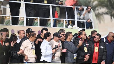 بعد تأجيله بسبب الشبورة، وزير الشباب والرياضة يطلق إشارة بدء ماراثون زايد (فيديو وصور)