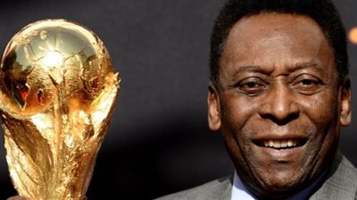 البرازيل تحيي الذكري الأولي لوفاة بيليه بحضور والدته ورسالة بابا الفاتيكان