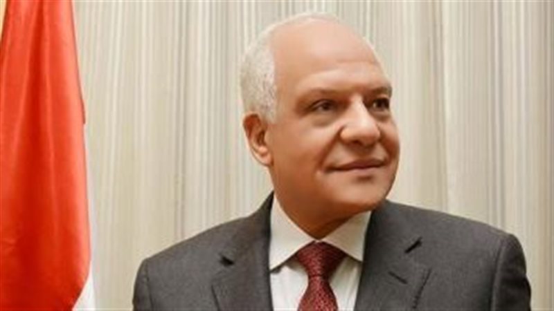 محافظ الجيزة اللواء
