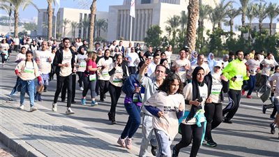 سجل واكسب، 5 رحلات عمرة مجانية للمشاركين بماراثون زايد من الشباب والرياضة