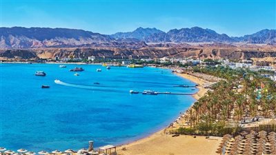 سميح ساويرس: حل مشكلة السياحة تبدأ من إصلاح المطارات