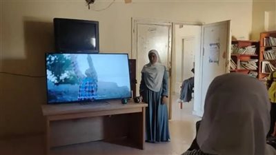 إدارة تمكين الشباب تنفذ جلسة فيلم بمركز شباب القرنة بمحافظة الأقصر