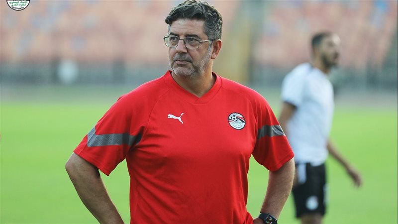 روي فيتوريا المدير