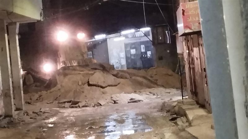 جرافة الاحتلال تدمر