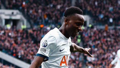 الدوري الإنجليزي، توتنهام يتقدم بهدف نظيف على بورنموث في الشوط الأول 