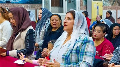 الأطفال يتصدرون احتفال رأس السنة في كنيسة السيدة مريم العذراء في مطروح (صور)