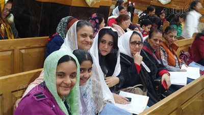 أقباط بورسعيد يؤدون صلوات قداس رأس السنة بكنيسة الأنبا بيشوي (صور)