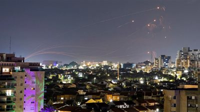 جيش الاحتلال: إطلاق 15 صاروخًا من لبنان باتجاه الجليل الغربي 