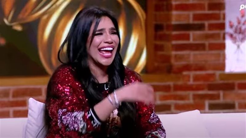 المطربة الشعبية أمينة،