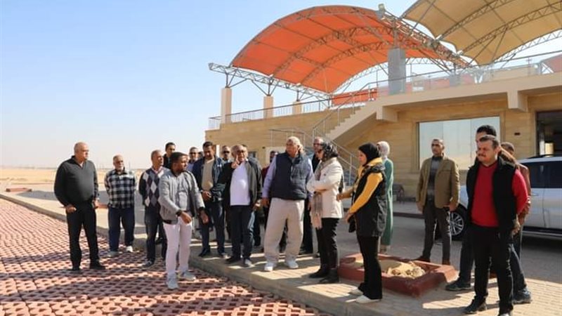 محافظ الوادي الجديد