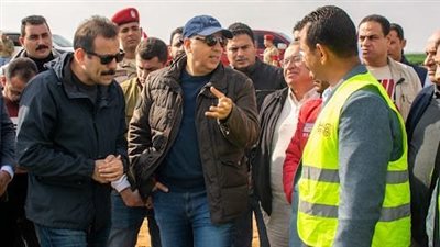 وزير الري يزور مزارع مستقبل مصر ويشيد بأنظمة الزراعة والري