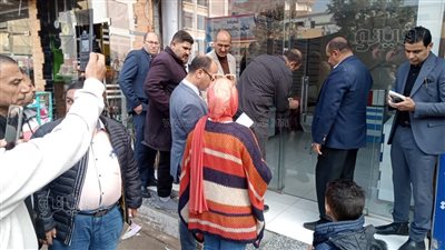 غلق وتشميع 11 منشأة طبية غير مرخصة وبها أدوية مهربة في بني سويف (فيديو)