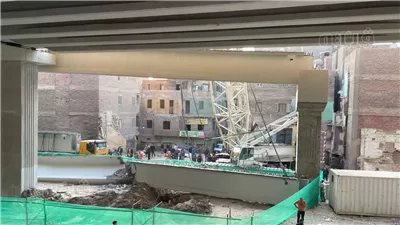 وزير النقل يكشف ملابسات واقعة سقوط أجزاء من محور الفريق كمال عامر