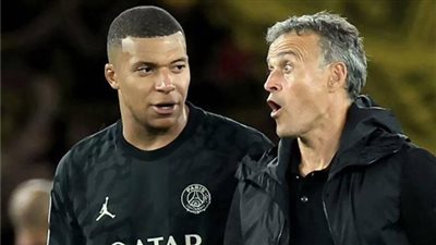 إنريكي يعلق على قرار مبابي بالرحيل عن باريس سان جيرمان 