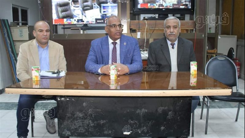 اجتماع مع أعضاء إدارة