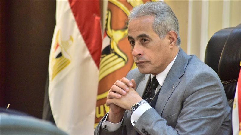 حسن شحاتة وزير العمل،فيتو