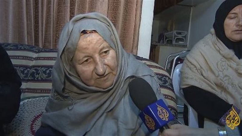 والدة صالح العاروري،