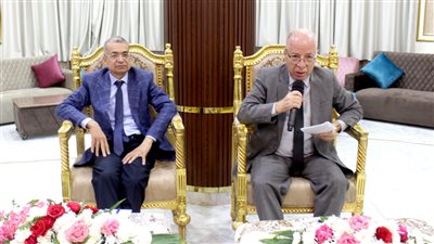 الحفاظ على الهوية المصرية في ظل الجمهورية الجديدة صالون ثقافي في جامعة المنصورة 