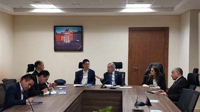 نائب وزير التعليم يبحث سبل تعزيز التعاون مع الصين 