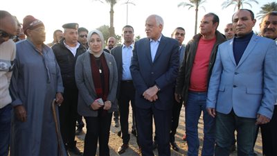 محافظ الجيزة يعاين نموذج لمشروع تطوير ورفع كفاءة طريق المنصورية