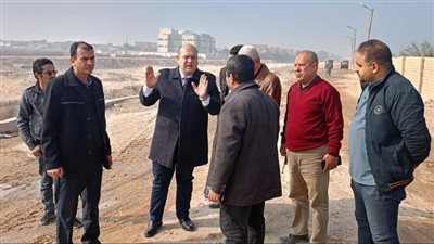 نائب محافظ الجيزة يتفقد المجمع الخدمي الحكومي بقرية الشوبك الشرقي(صور) 