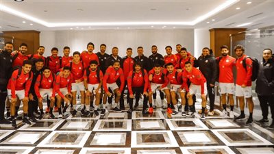 منتخب مصر يدعم كوكا قبل مغادرة معسكر المنتخب (صور)