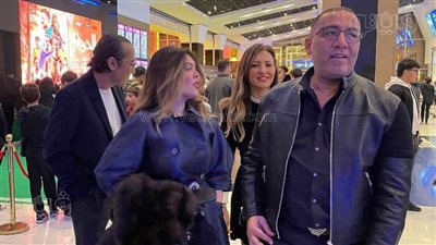 خالد صلاح ومها الصغير وأحمد صلاح حسني أول حضور العرض الخاص لفيلم الحريفة (صور)