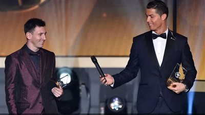 صدمة جديدة لـ صلاح، إعلان  قائمة اللاعبين المرشحين لـ التشكيلة المثالية لعام 2023 