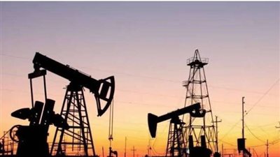 ارتفاع أسعار النفط بسبب مخاوف حيال إمدادات الشرق الأوسط وتوقف حقل الشرارة الليبي 